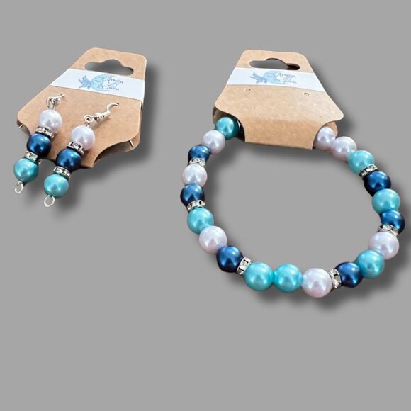 Arwen and Gwen Blue and White Faux Pearl Stretchy Bracelet and Drop Earrings Set - Picture 1 of 2